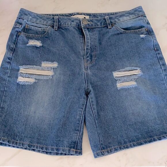Life in progress denim shorts - Picture 1 of 5